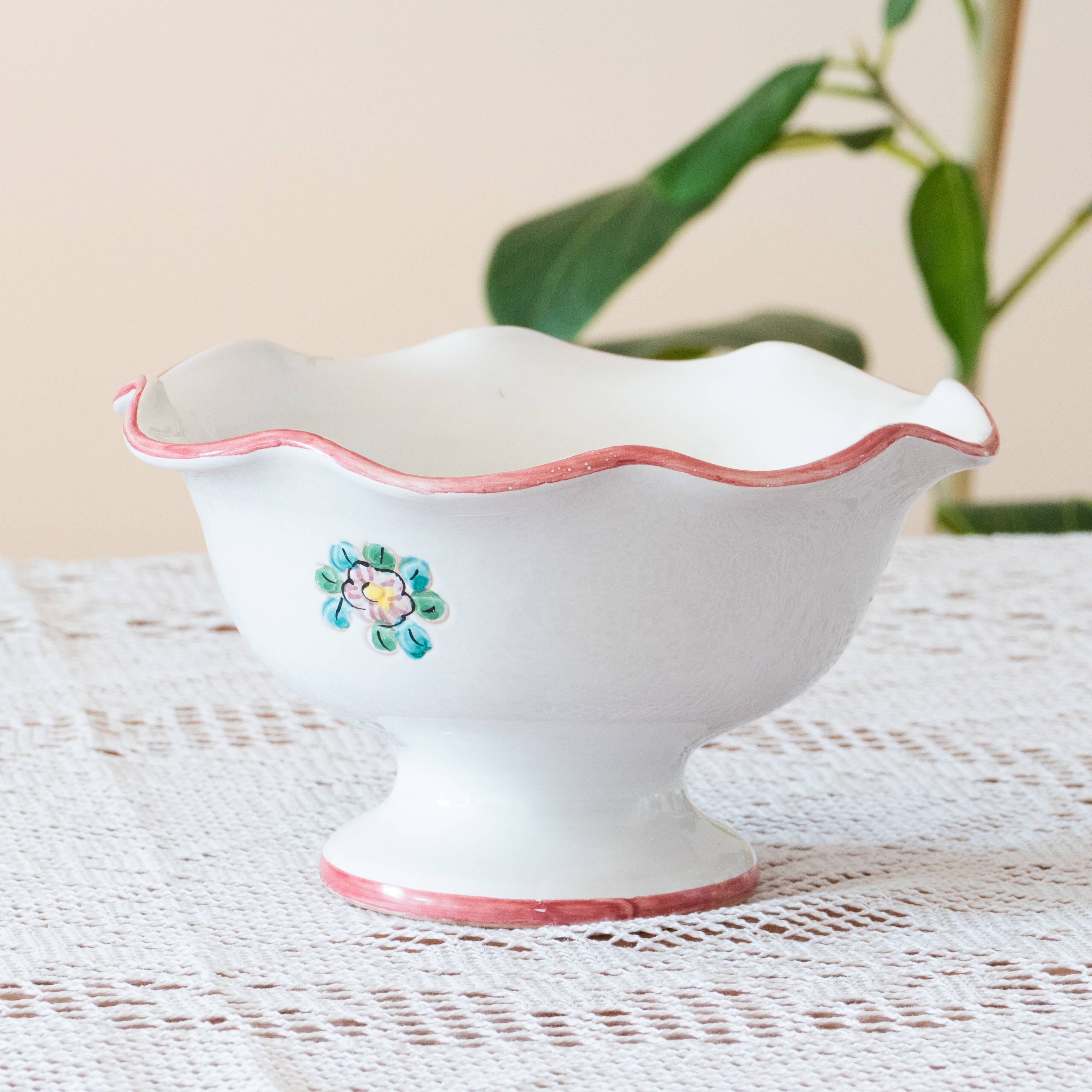 Grande coupe sur pied / Compotier artisanal en céramique émaillée