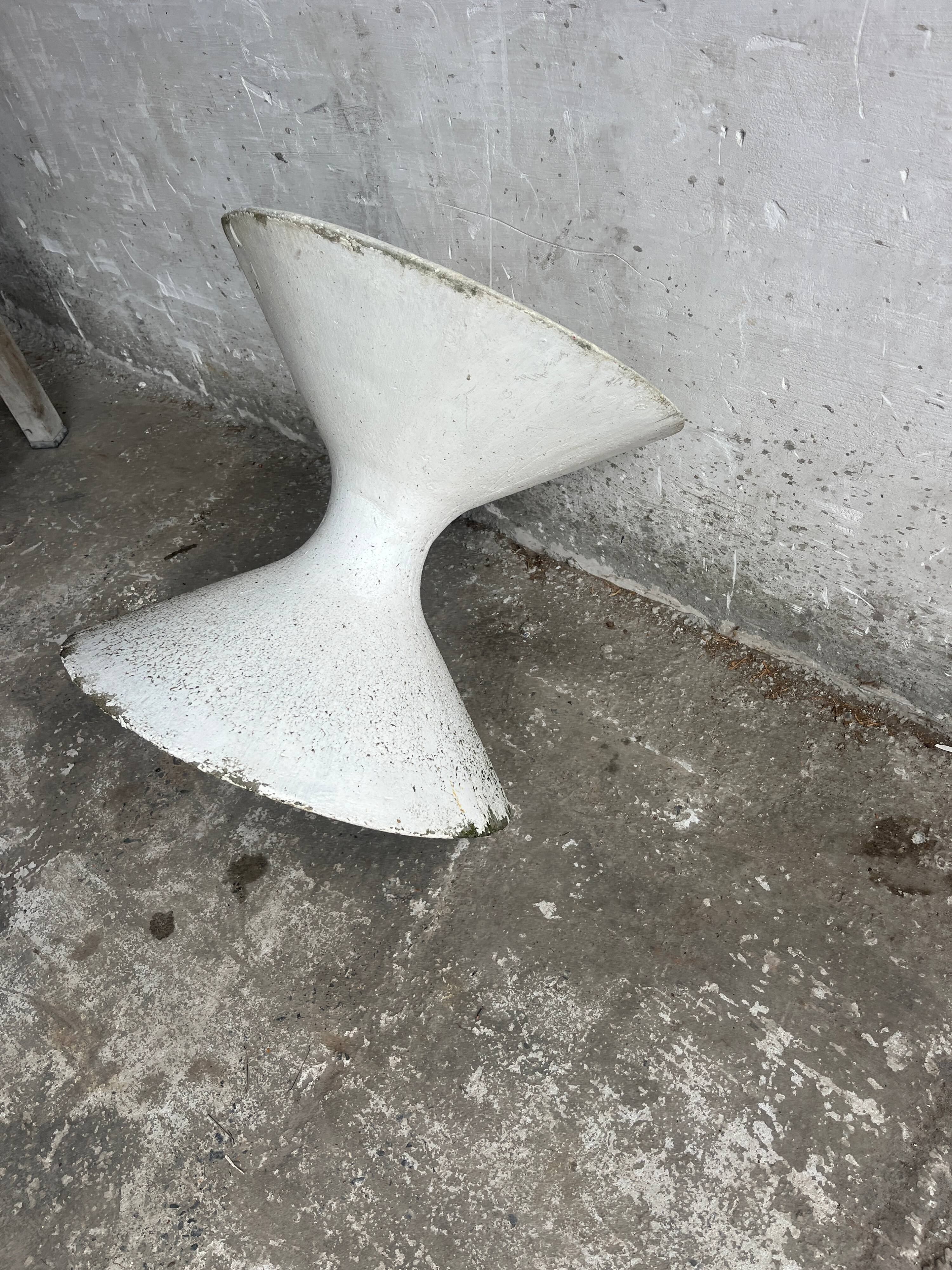 Vintage sculptural concrete planter – 1970s