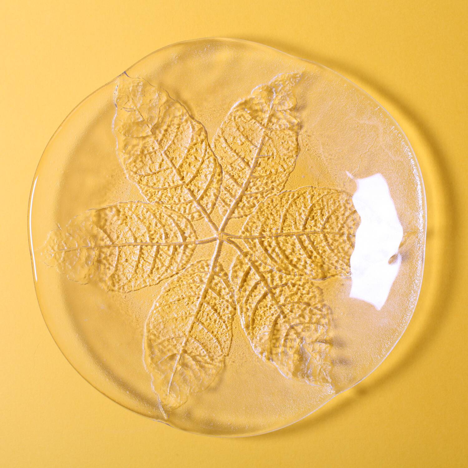 Set of 3 Vintage Kosta Boda Glass Plates / Scandinavian Leaf Design / 1975