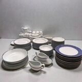 Tableware, complete 94-piece Limoges porcelain dinner service, 20th century