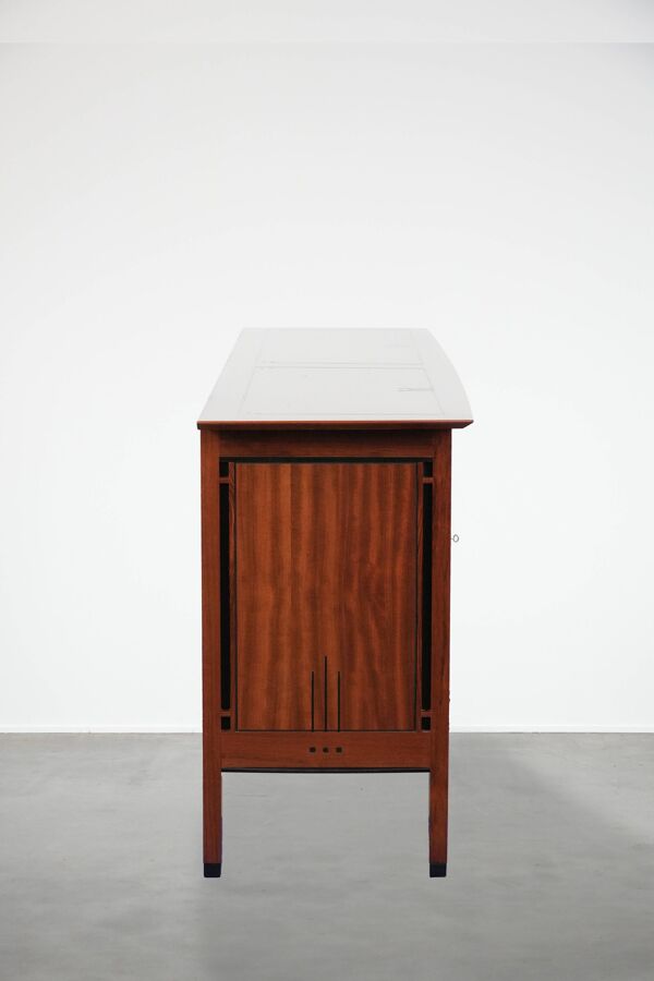 Buffet Art Déco magnifique et bien conservé.