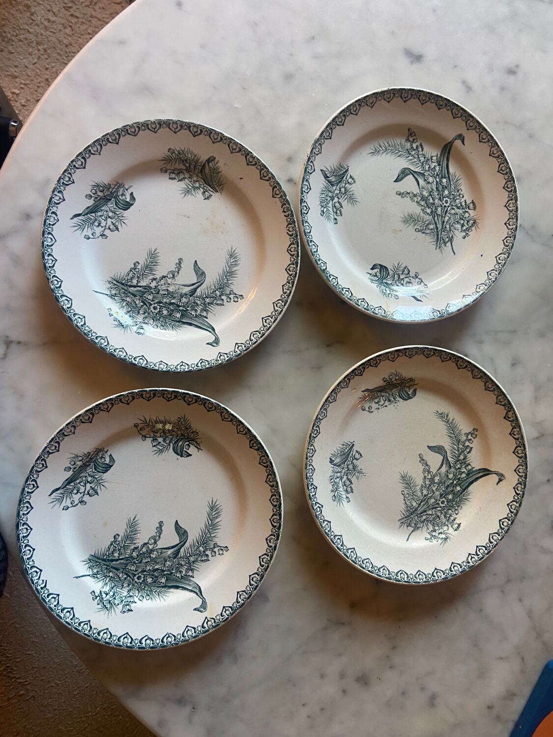 Series of 4 Terre de Fer St Amand dessert plates