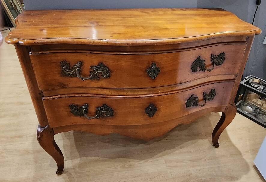 Provencal cherry chest of drawers