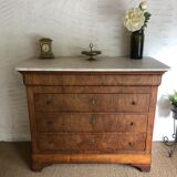 Ancient chest of drawers