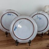 Lot de 3 assiettes vintages en grés