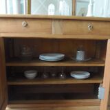Petit buffet Louis Philippe de belle facture corps en merisier massif.