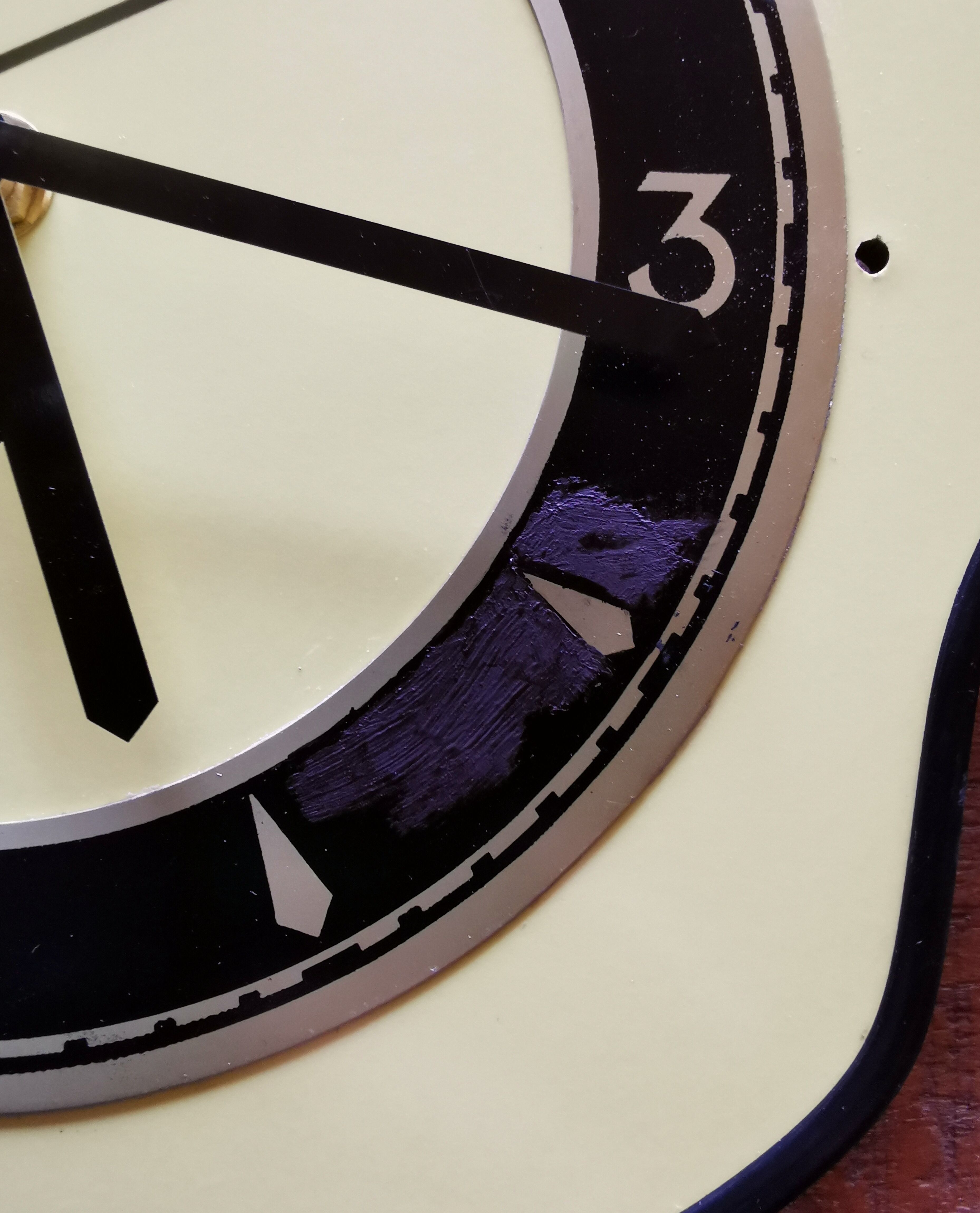 Vintage formica clock silent wall clock asymmetrical 60s "Yellow black"