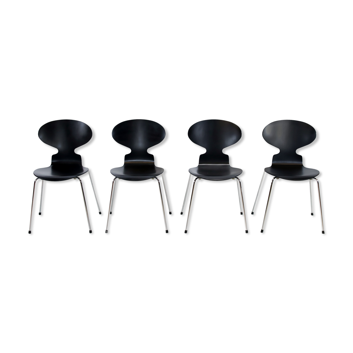 Set of 4 black Arne Jacobsen Ant chairs for Fritz Hansen, 1980, Denmark