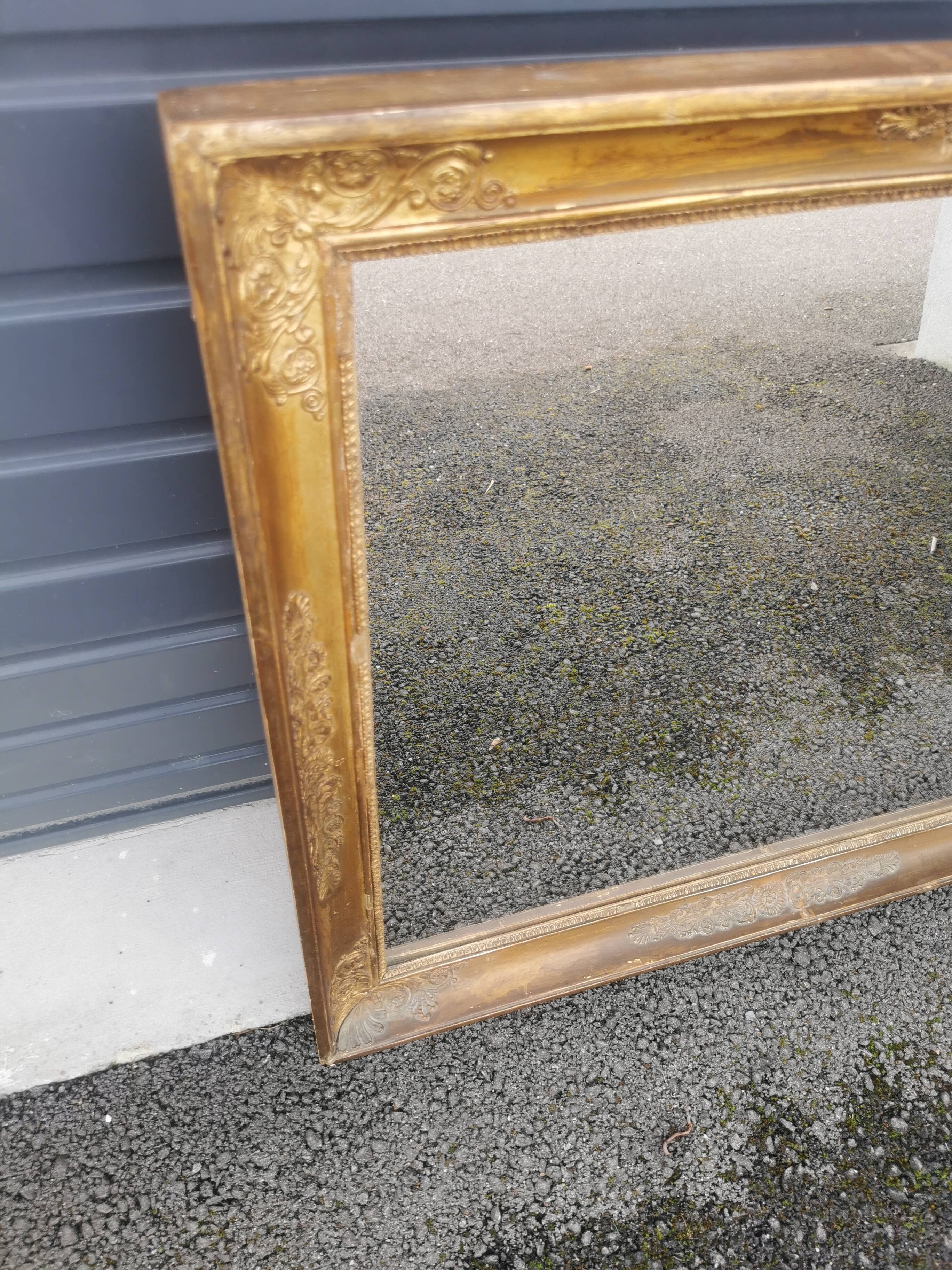 Gilded carved wooden mirror