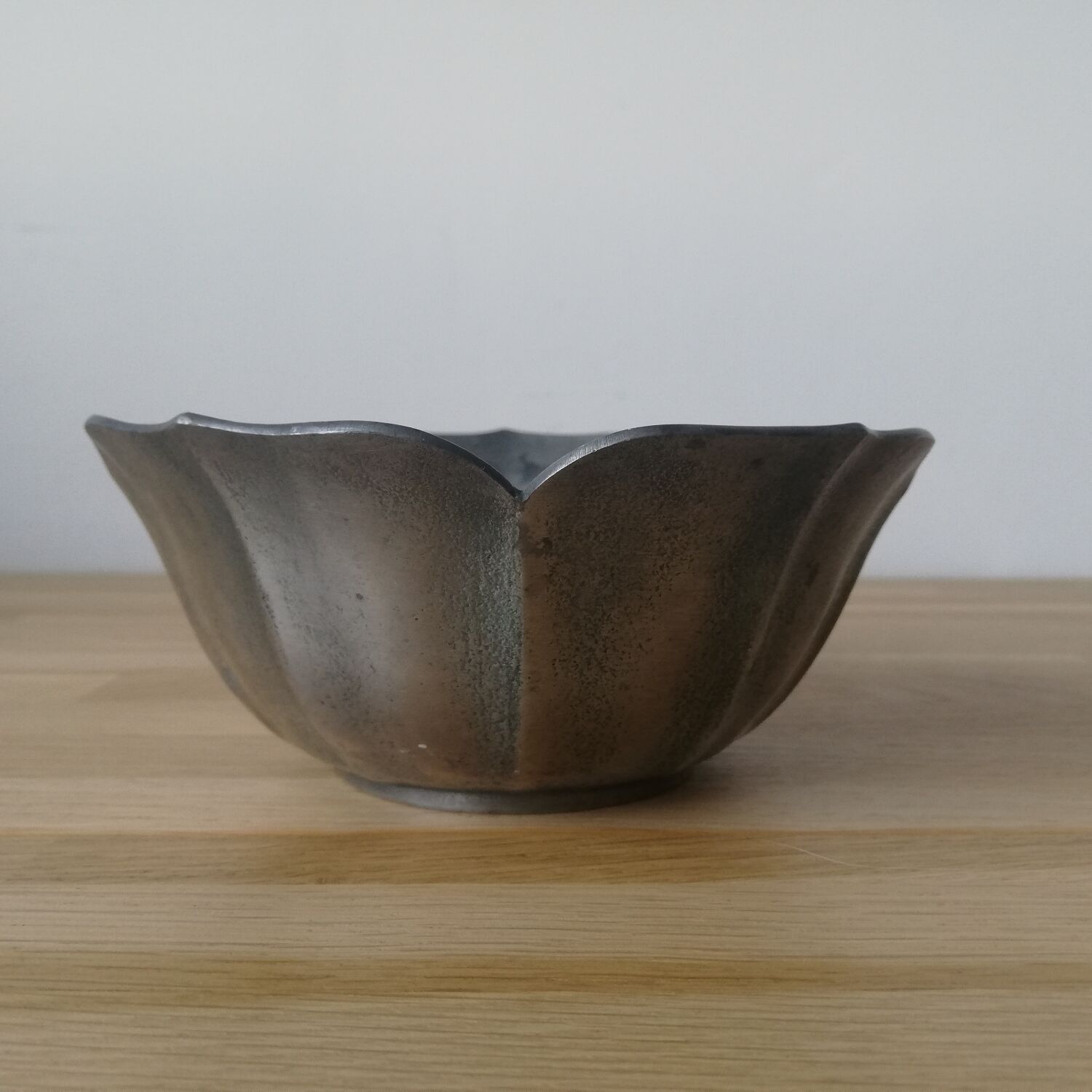 Vase pique flowers