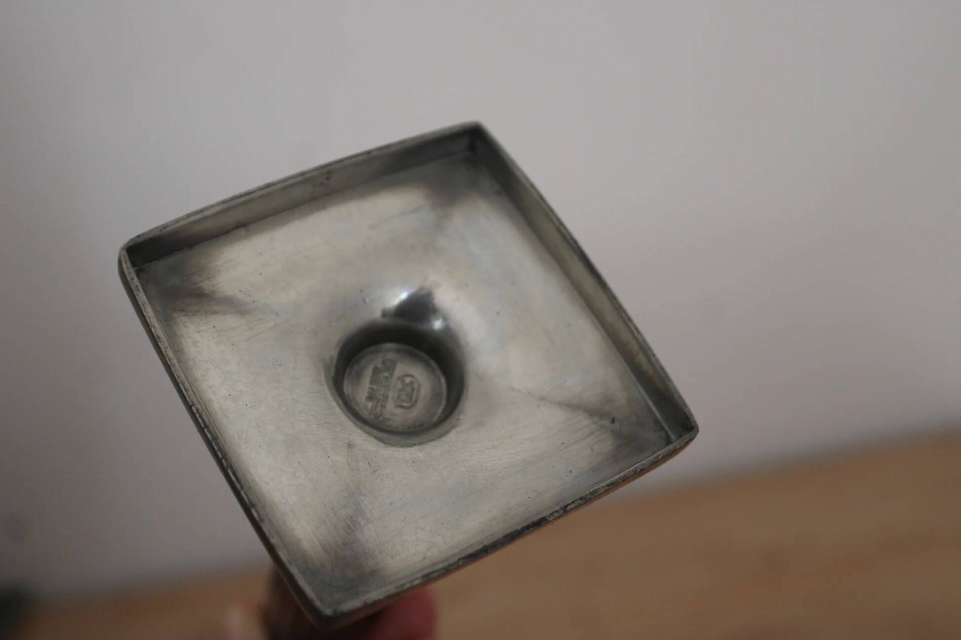Soliflore or vintage candle holder in silver-plated metal – Fluted column on a square base