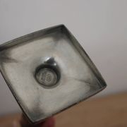 Soliflore ou bougeoir vintage en métal argenté – Colonne cannelée sur socle carré