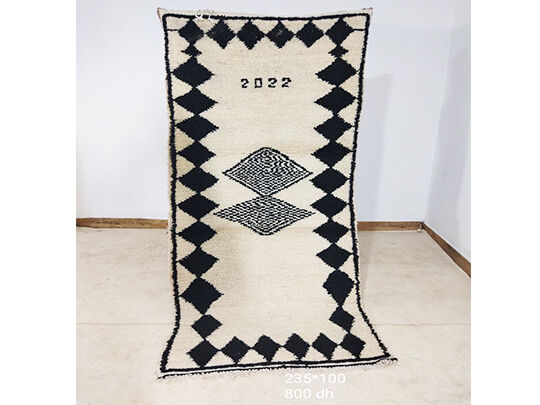 Moroccan rug 235x100cm