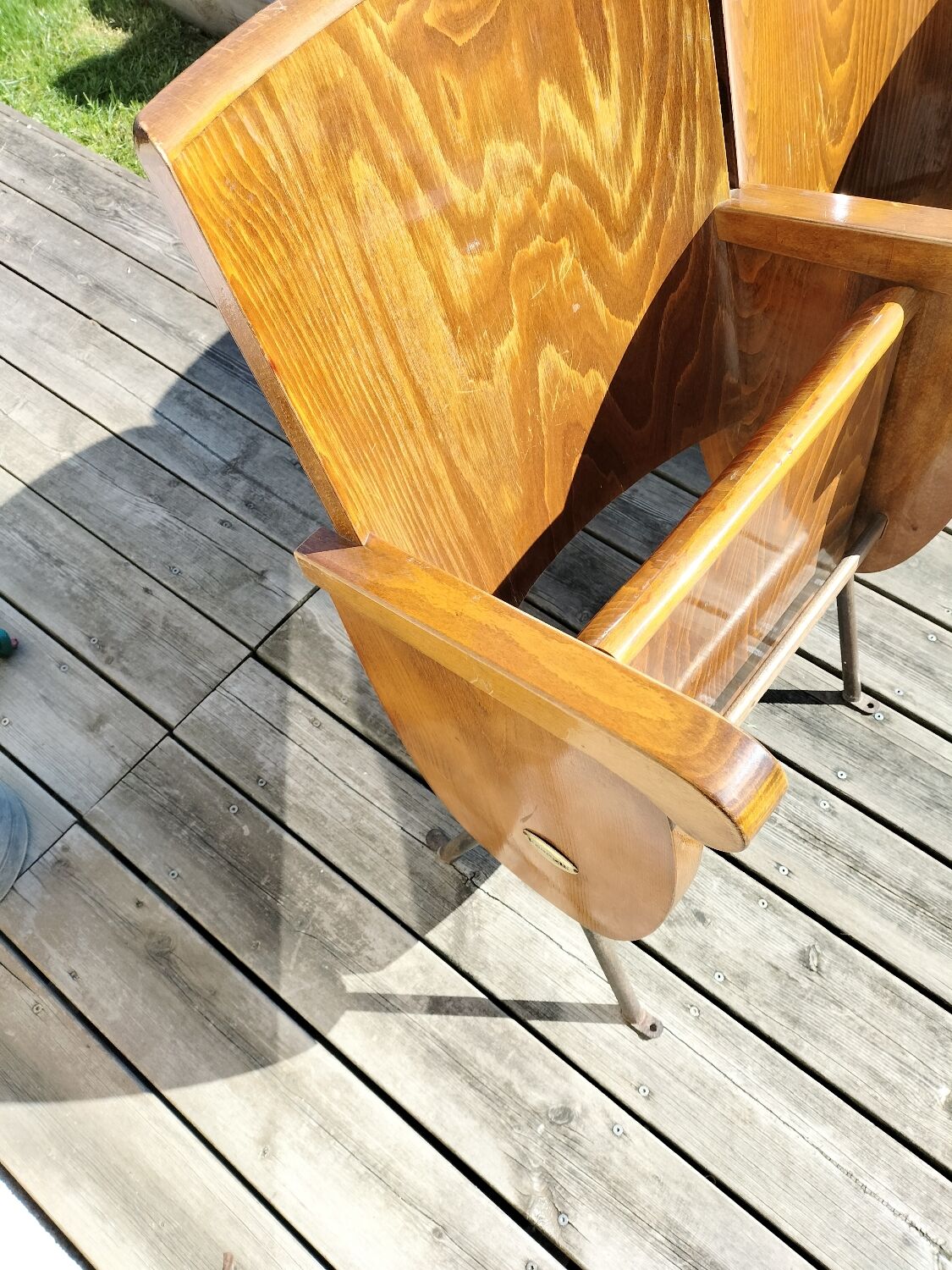 Parretti cinema chairs