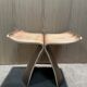 Sgabello Butterfly di Sori Yanagi per Vitra.