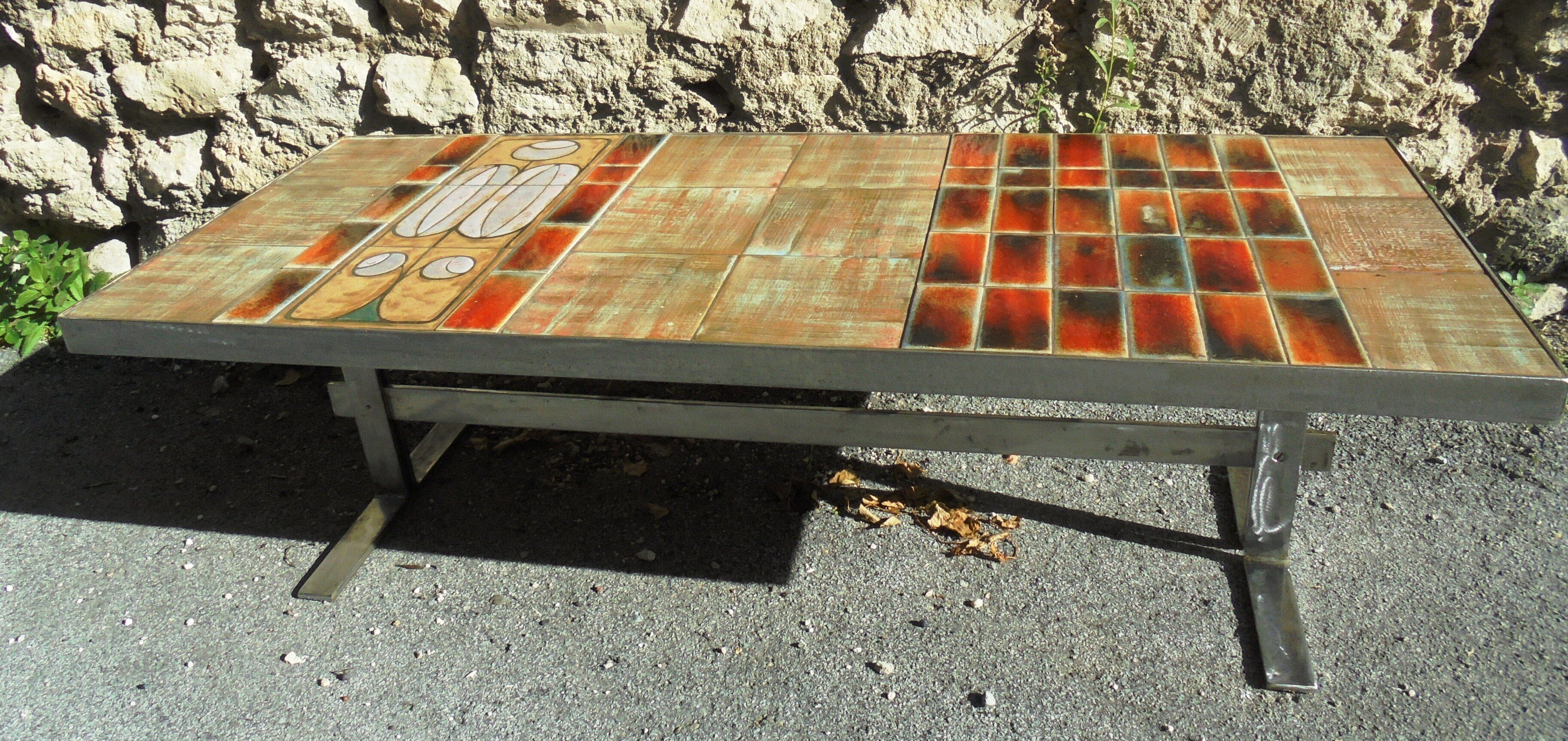 Vintage coffee table circa 1970