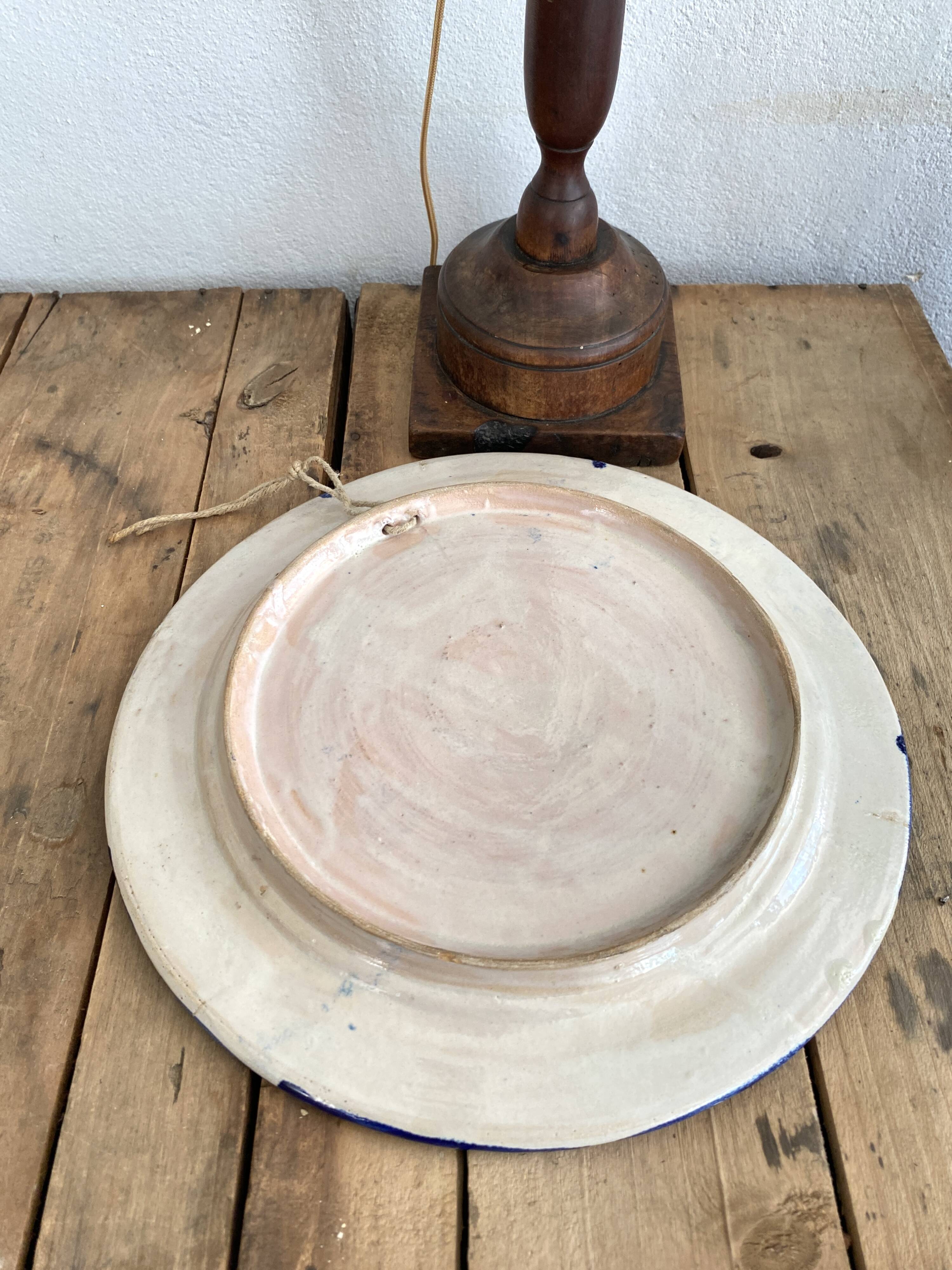 Iberian hanging plate