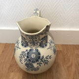 Chantilly toilet bowl