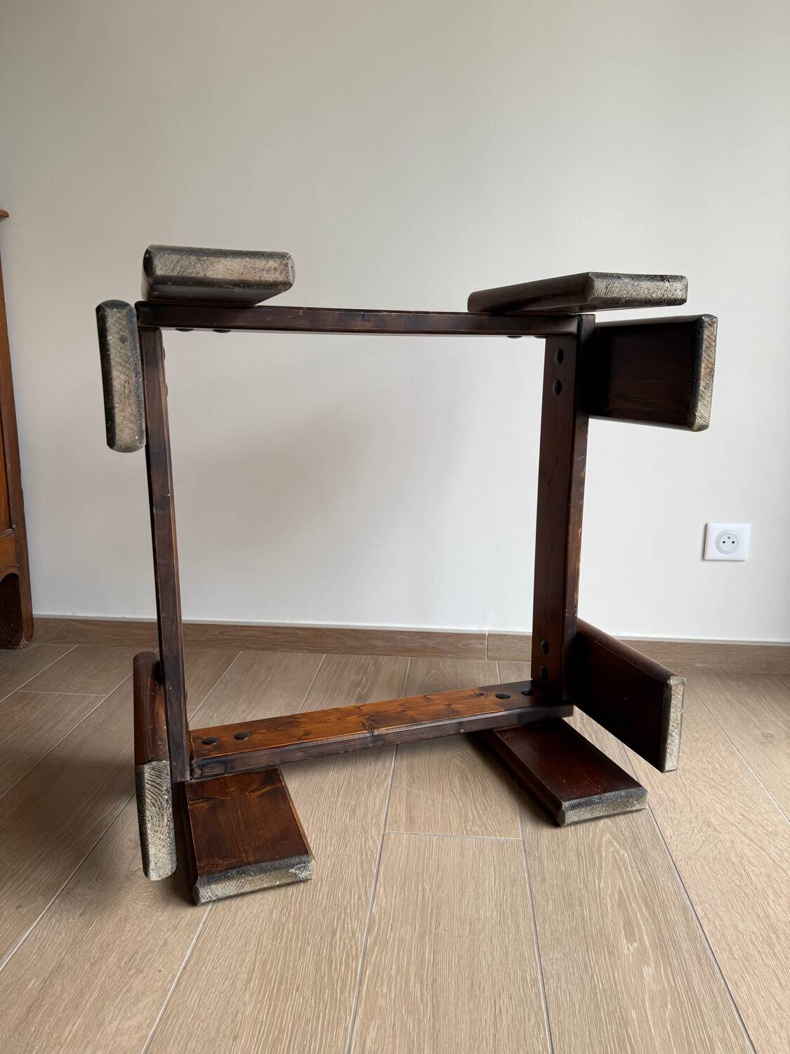 Square coffee table in solid wood and smoked glass – 70s