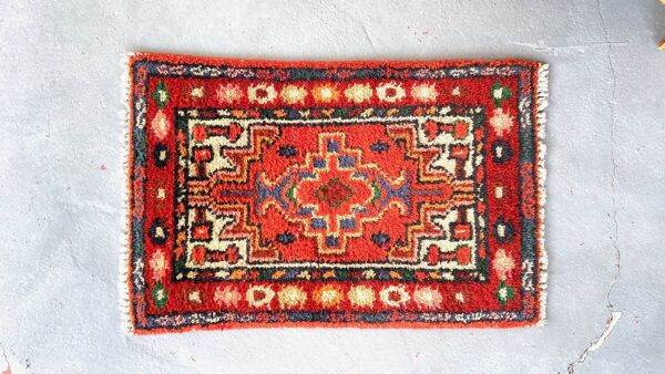 Tapis  vintage – 40cm x 62cm