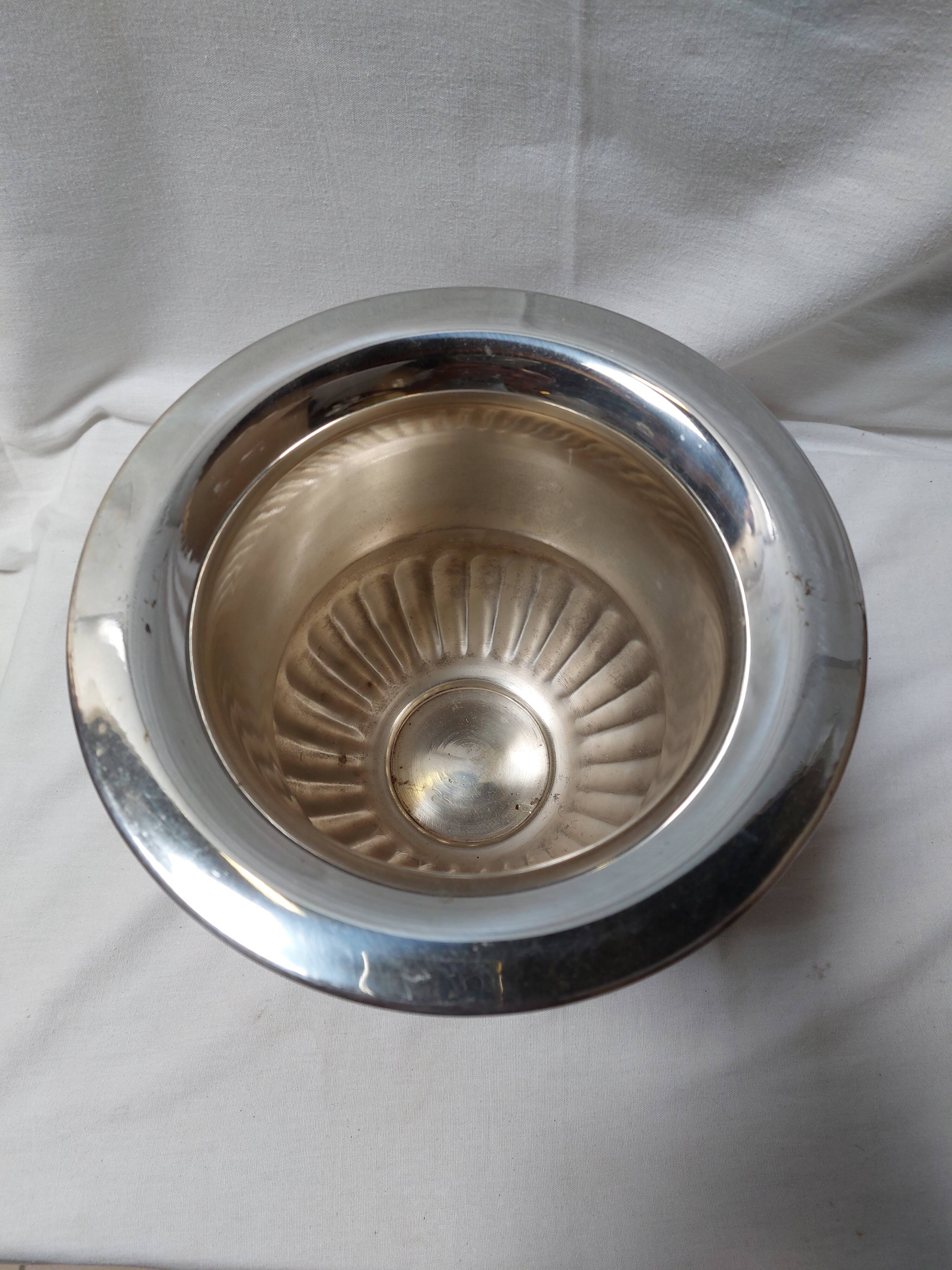Medici champagne bucket in silver metal by Scandia Silver