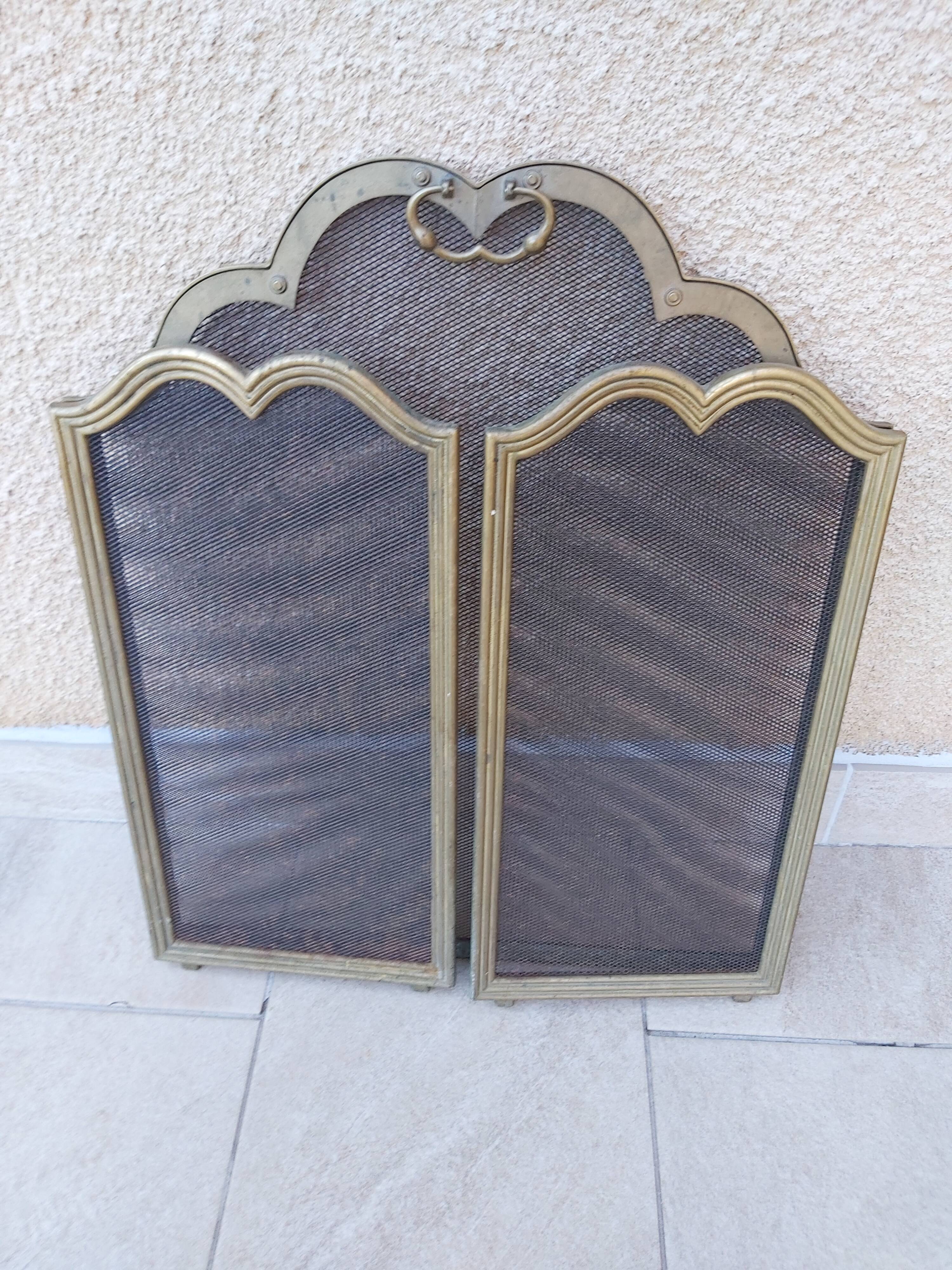 Fire shield brass chimney screen