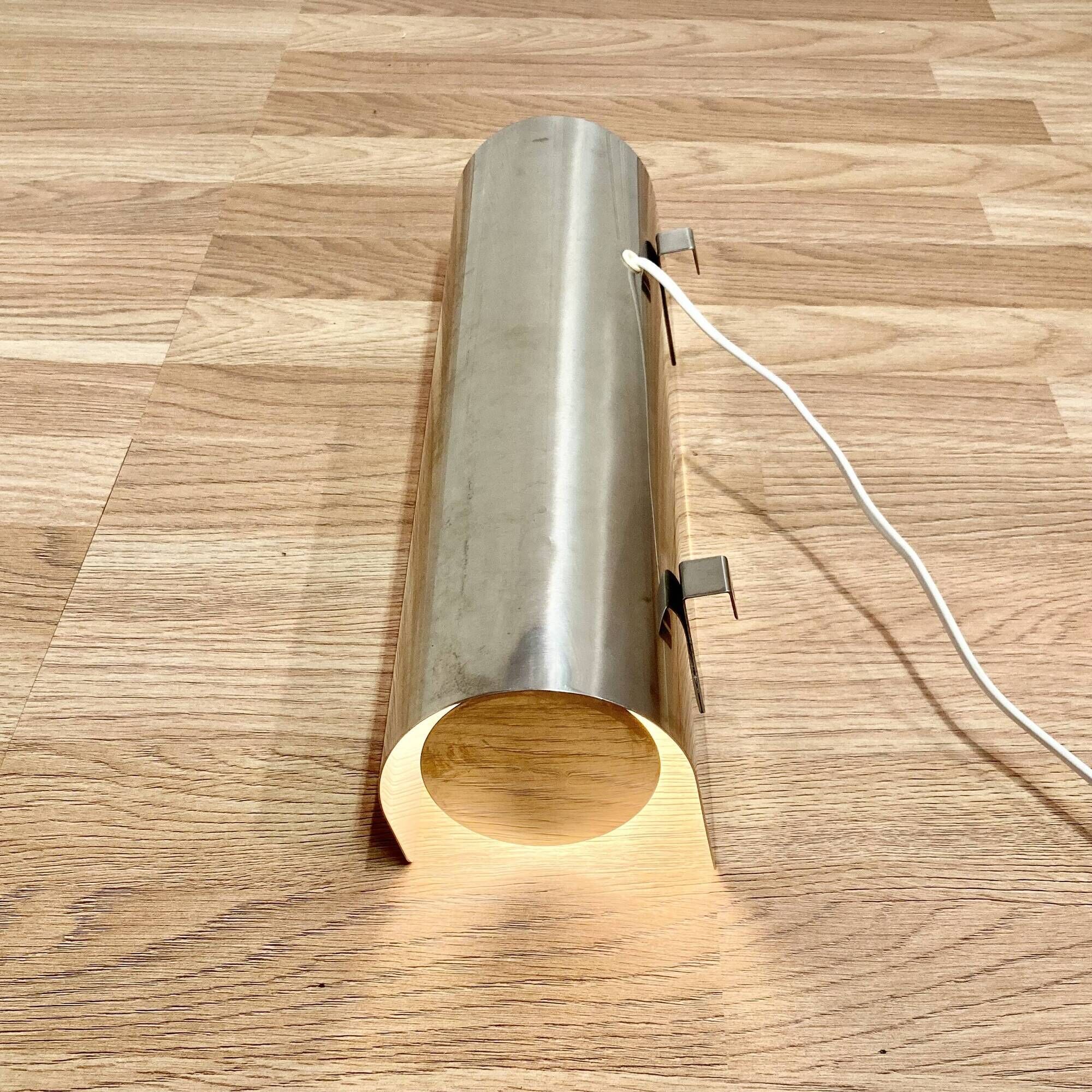 Grande applique acier design scandinave 1970.