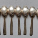 7 classic silver-plated teaspoons