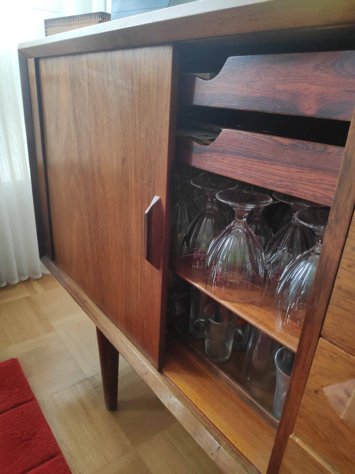 Low sideboard in a 1960s enfilade style in teak (Swedish designer Ib Kofod Larsen)