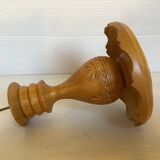 Bougeoir en bois sculpté