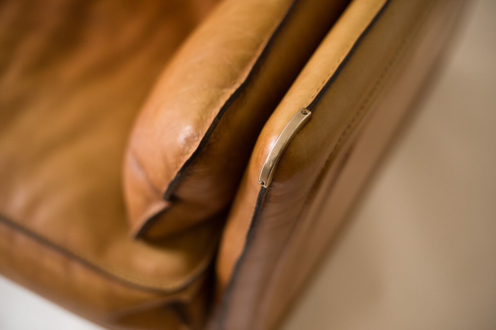 Vintage leather sofa Maison Roche et Bobois