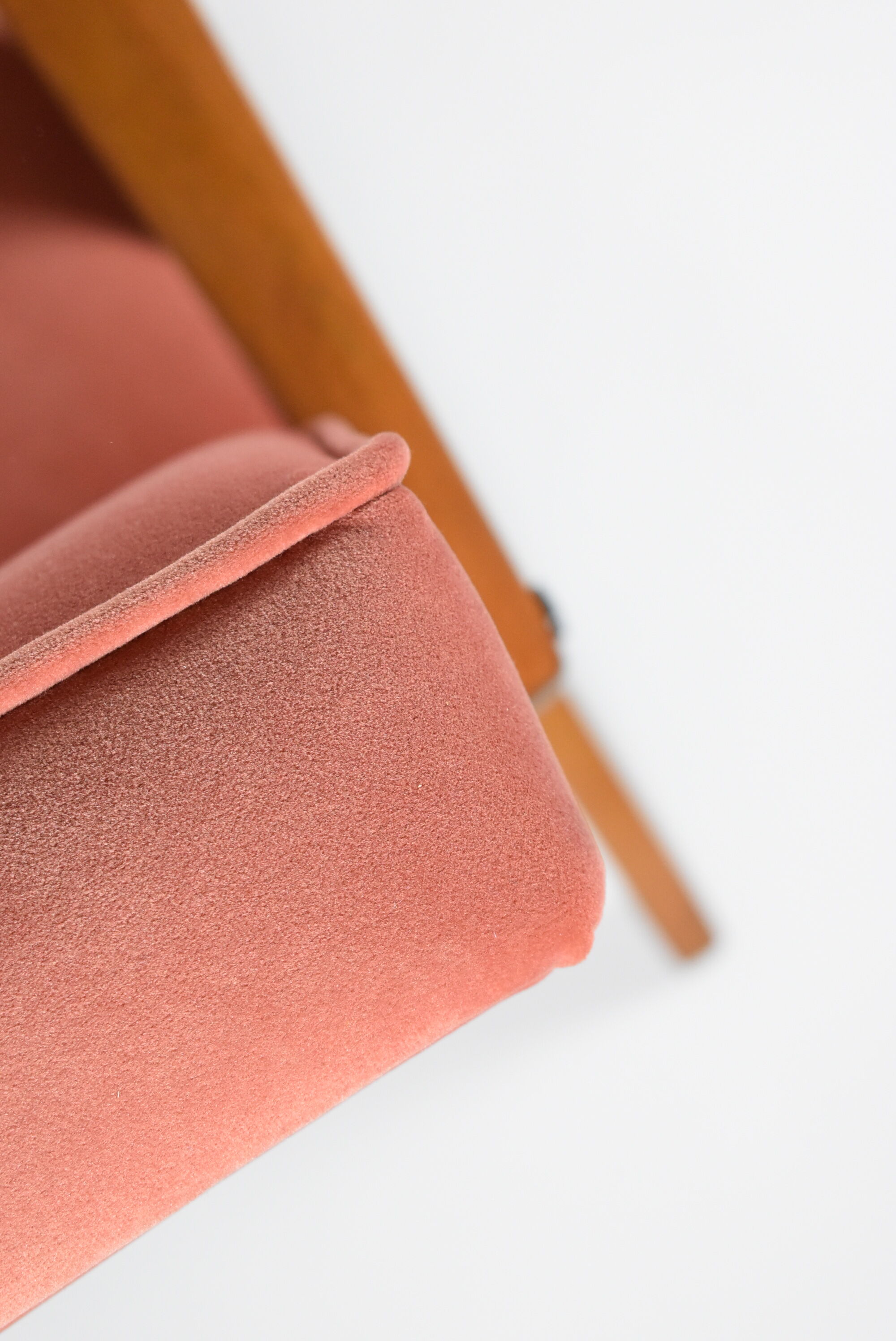 Vintage velvet armchair model Var 1960s fully restored, pink fabric, teak