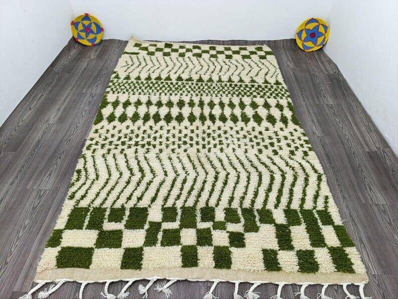Handmade pure wool rug, green and white, size 140 x 260 cm
