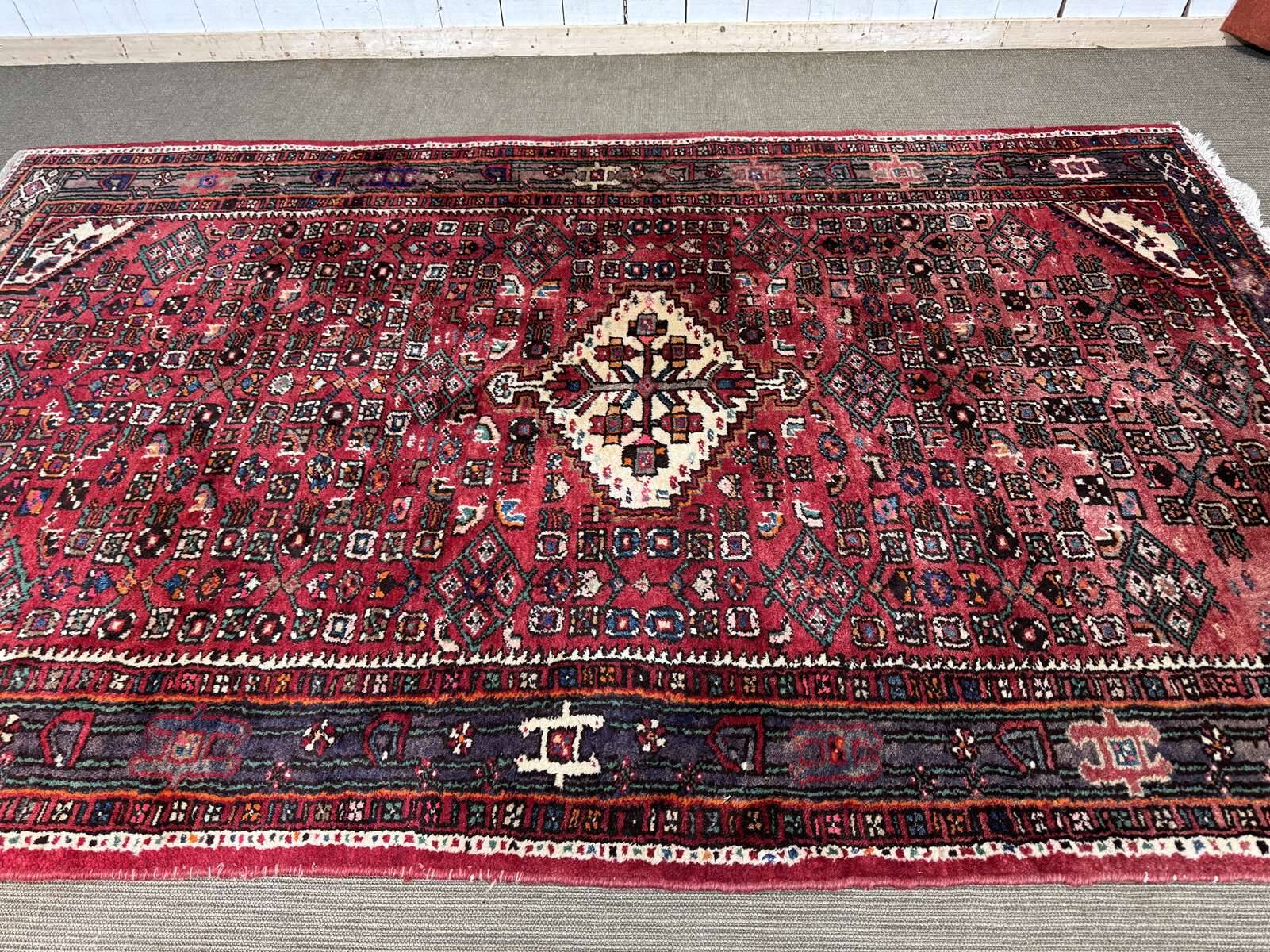 Tapis iranien en laine fait main