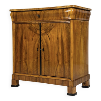 Cabinet Biedermeier en placage de noyer, 19e siècle