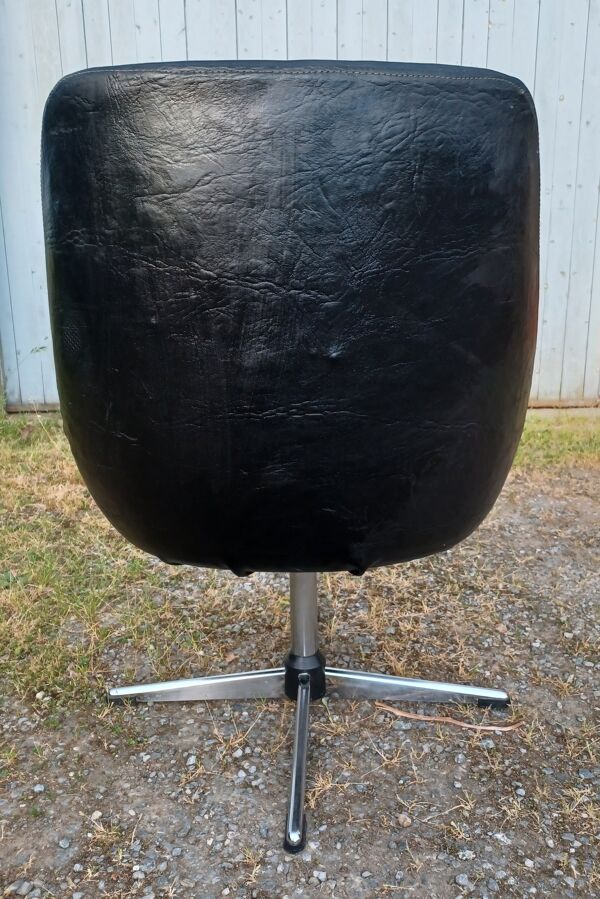 Fauteuil pivotant, 70
