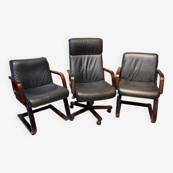 Set of 3 wooden and leather armchairs