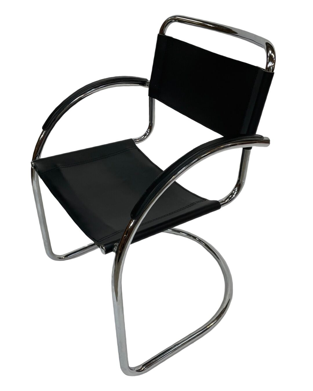 Set of 4 bauhaus cantilever chairs black leather and chrome design