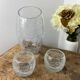 Vase et bougeoirs en verre craquelé