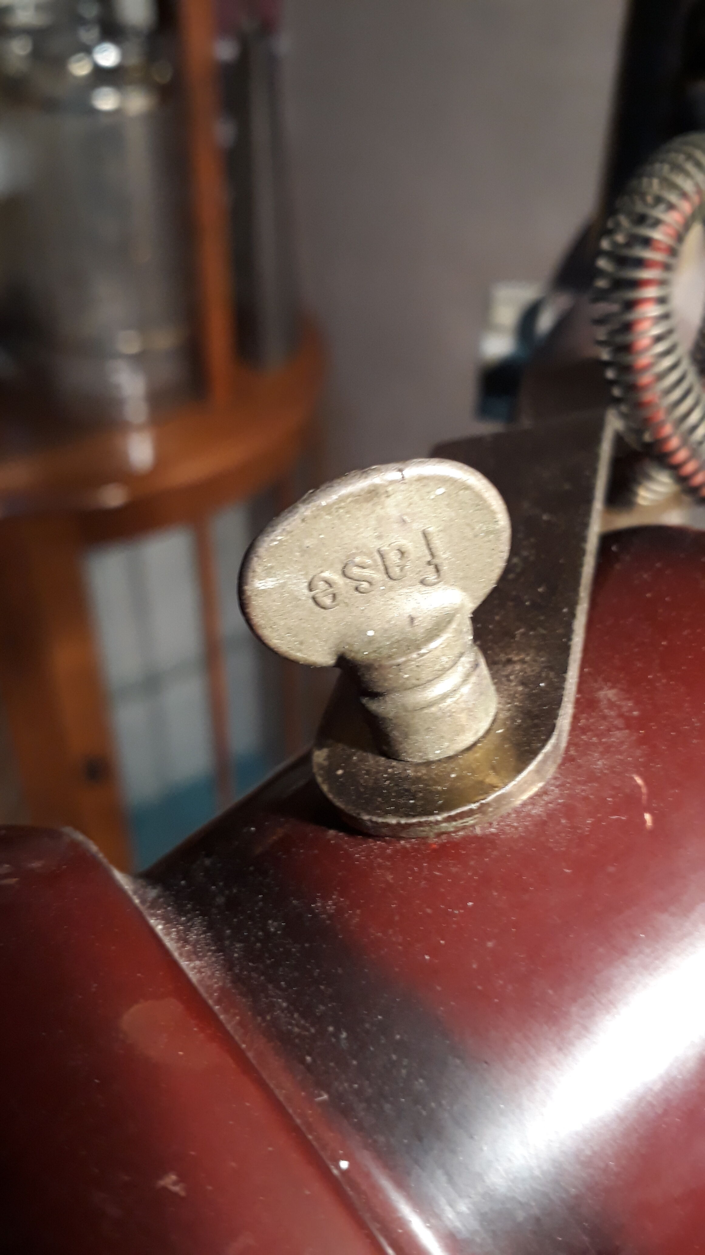 fase red lamppost 1950 2 spots