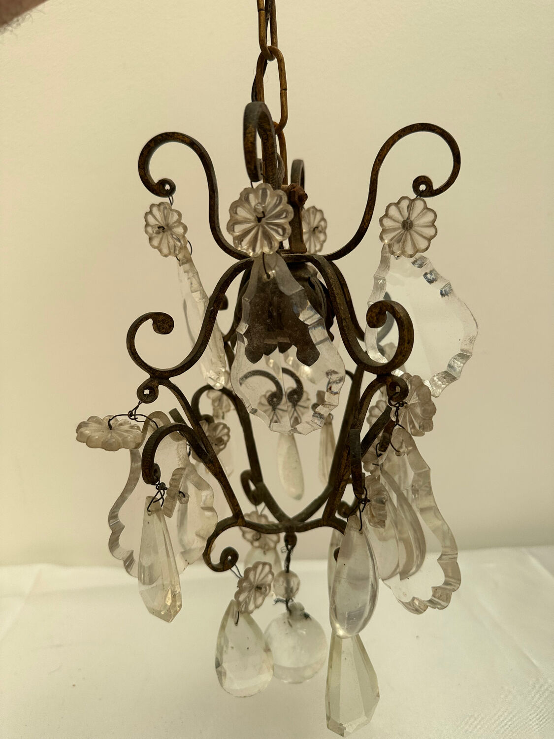 Chandelier in Pampilles Louis XV style