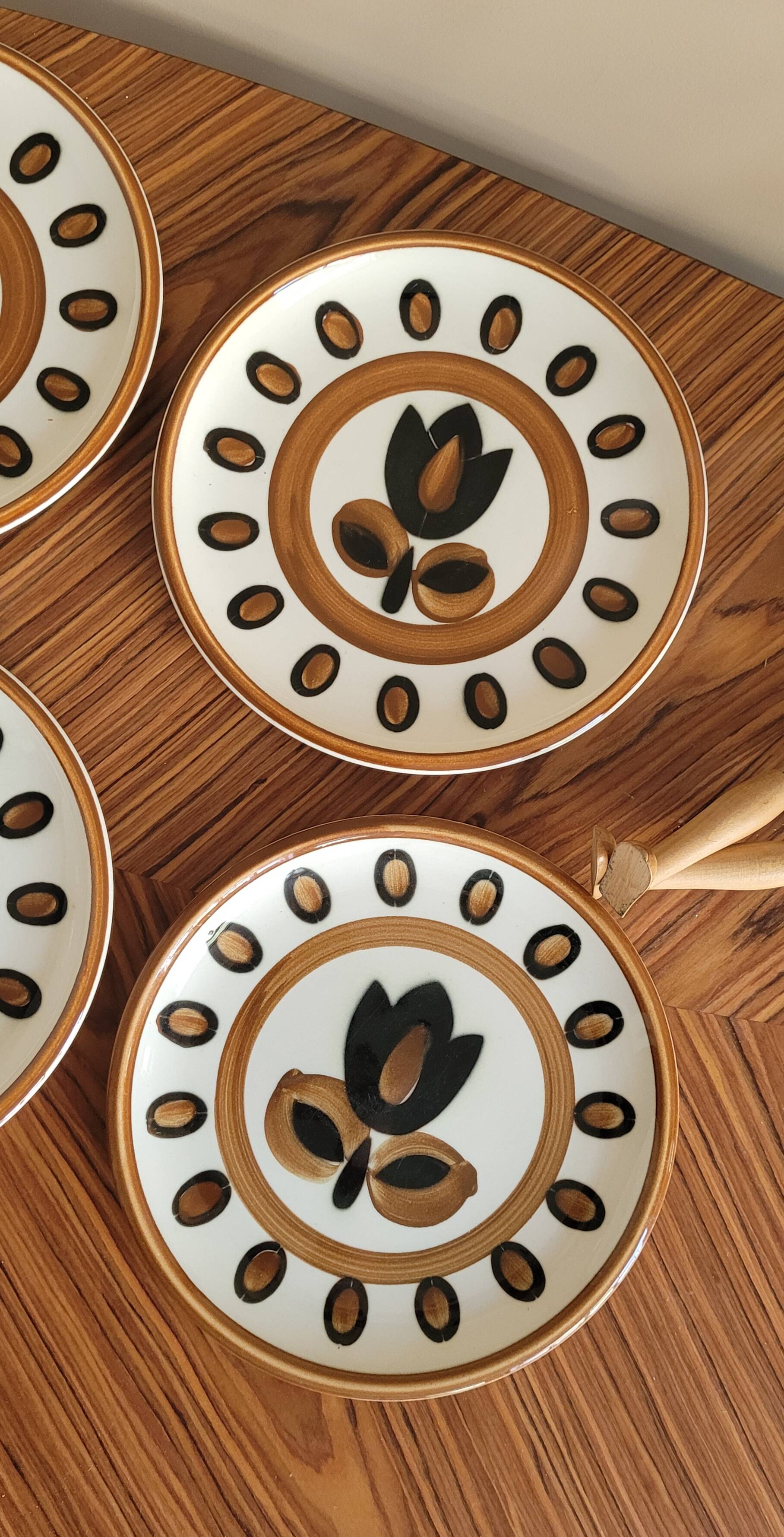 Set of 4 Kimono Boch plates