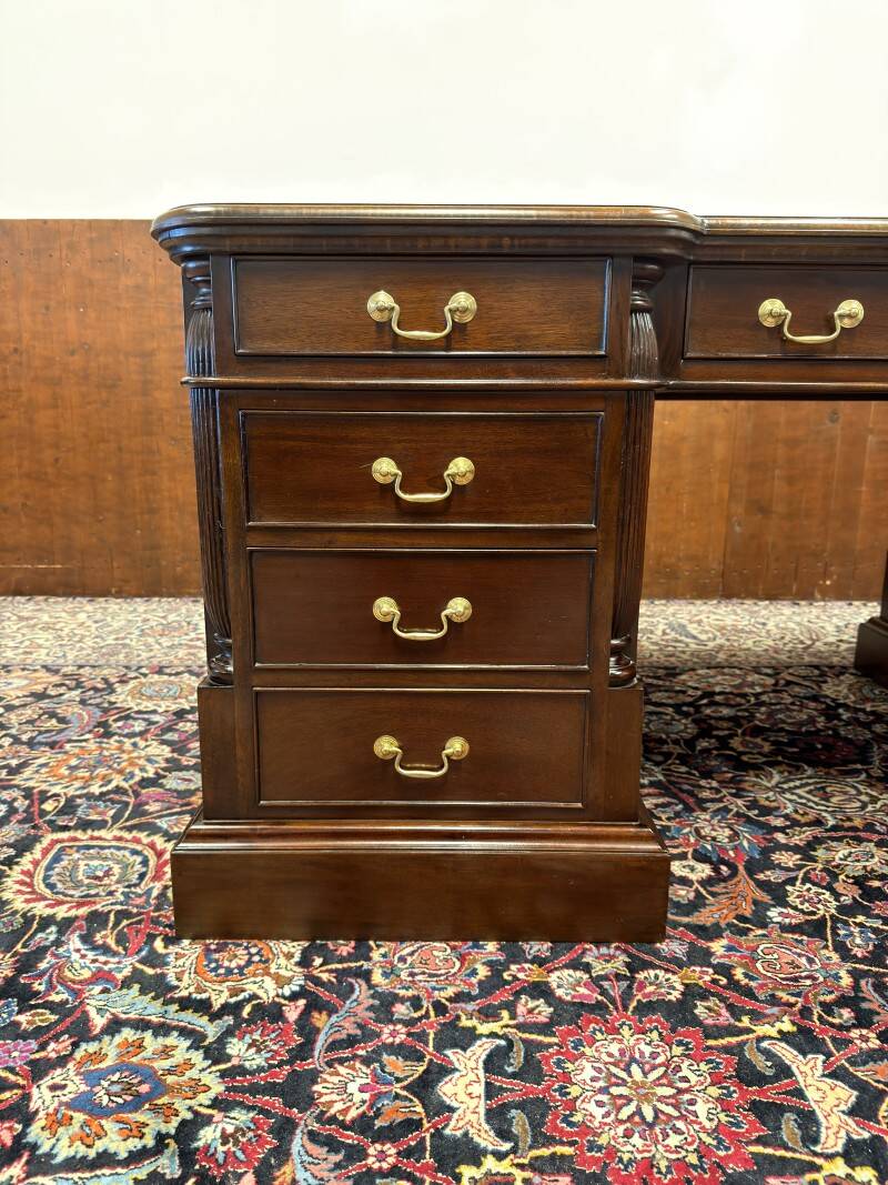 Bureau vintage anglais classique Partnerdesk