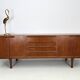 Buffet vintage par McIntosh, design de T. Robertson des années 1960.