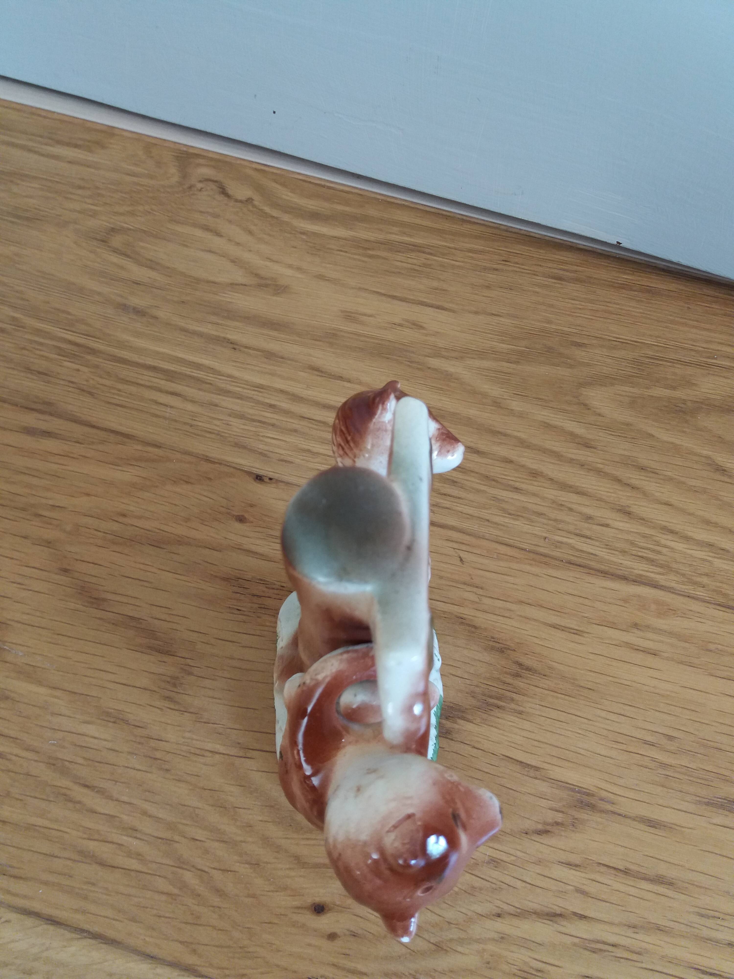 Zoomorphic salt and pepper shaker bears in slip