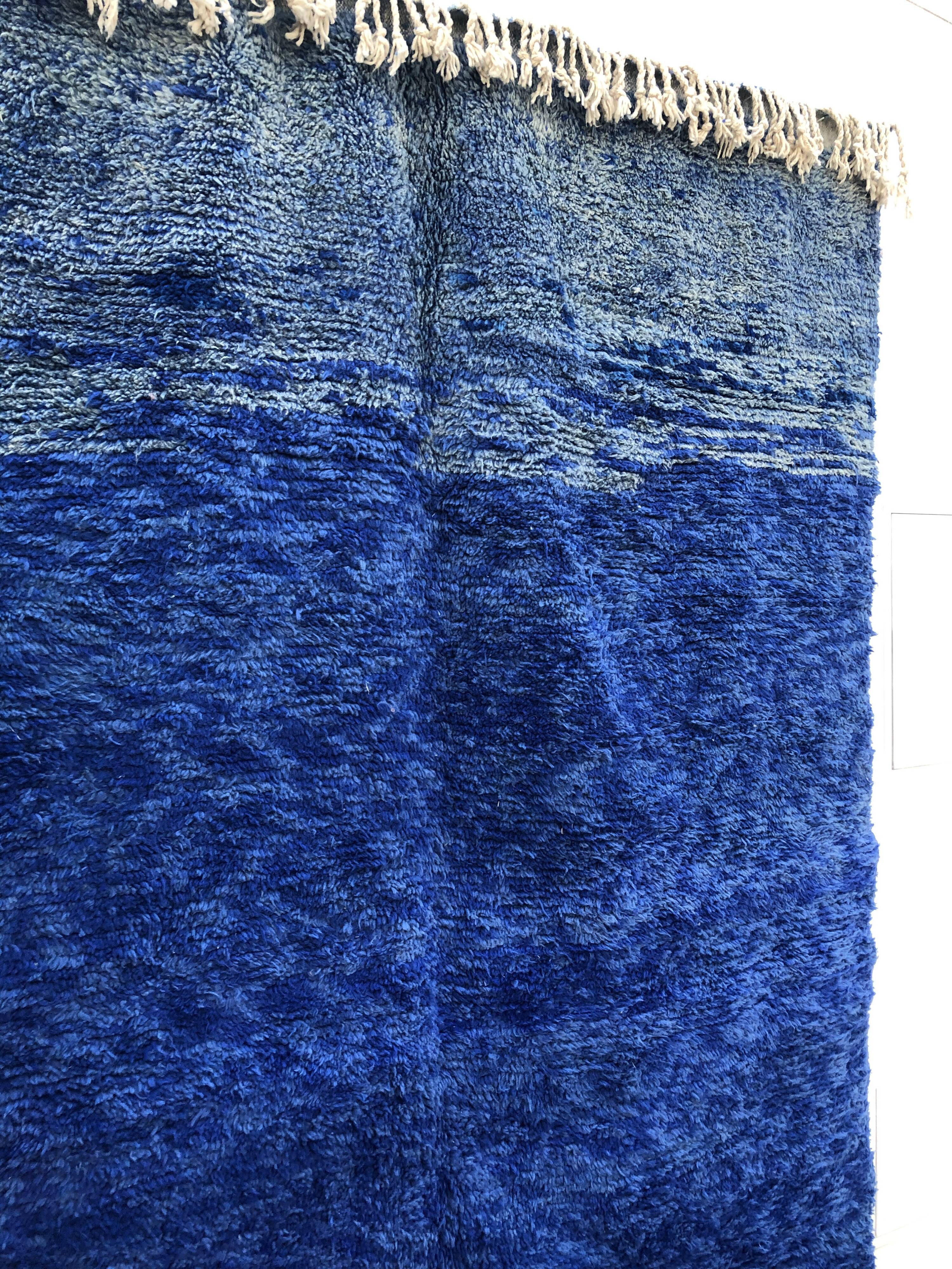 Moroccan Berber carpet Beni Ouarain uni blue 3.3x2.26m