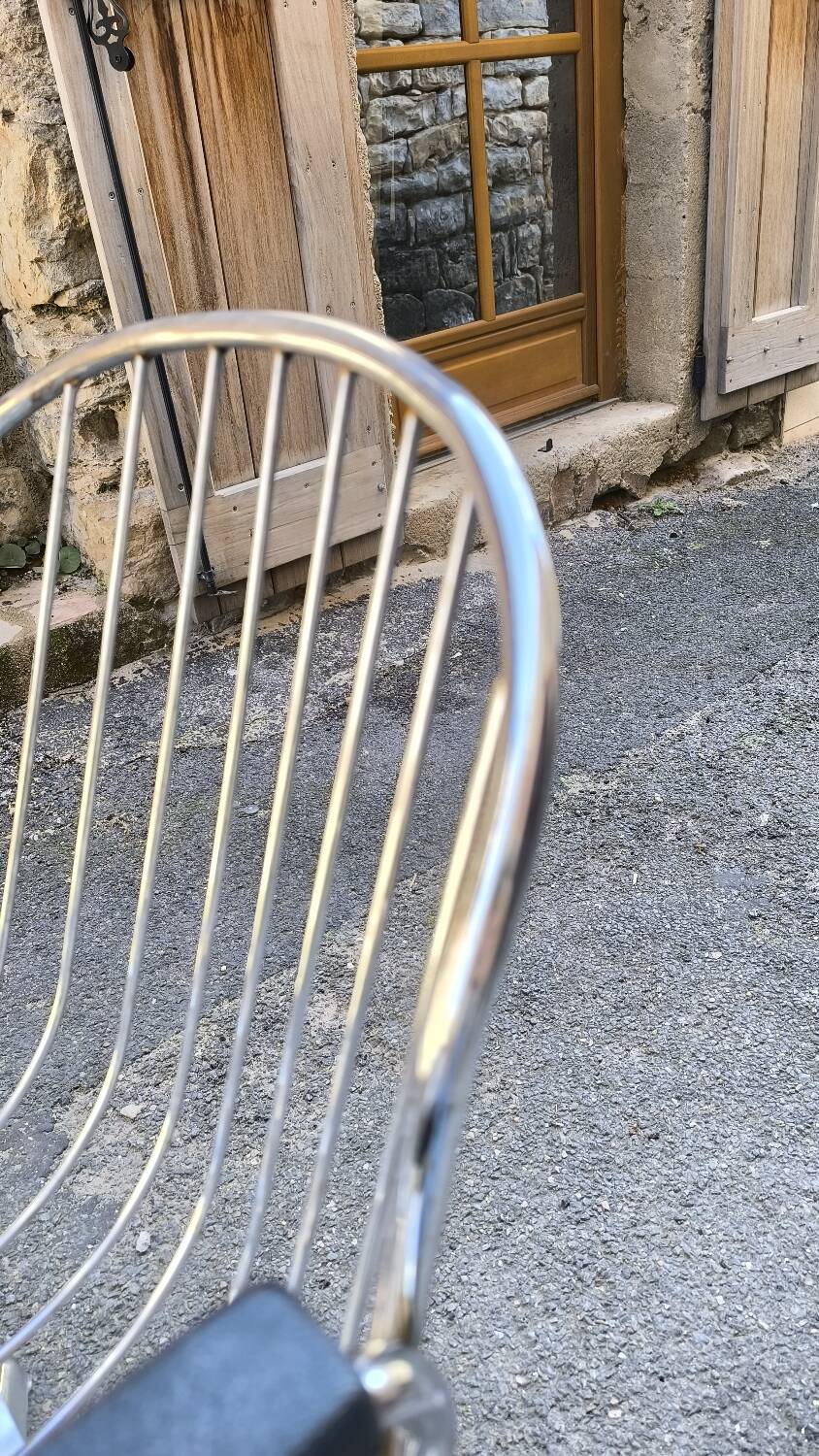 Fauteuil en métal chromé