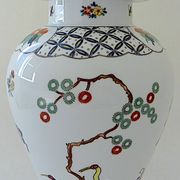 Baluster vase covered in porcelain by Coquet house in Limoges and decorated in Chantilly