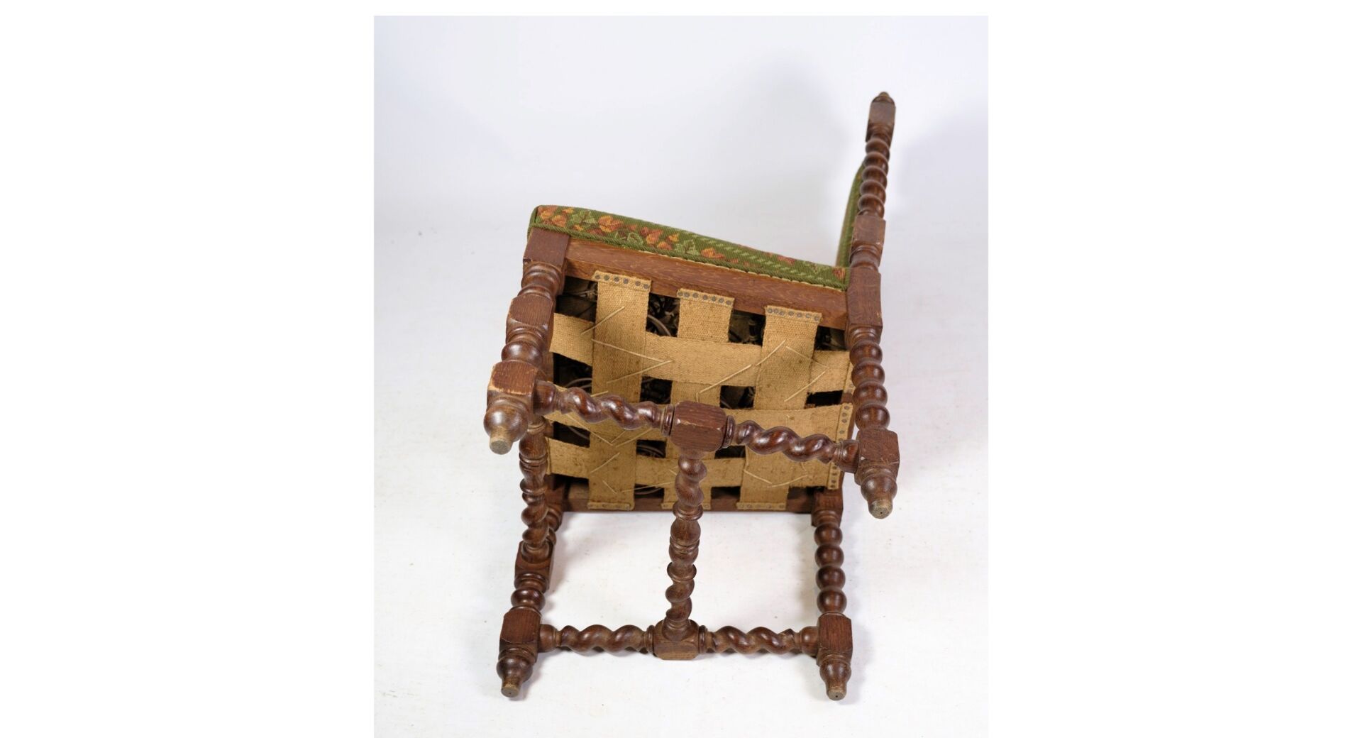 Chaise en chêne massif avec le style de la Renaissance