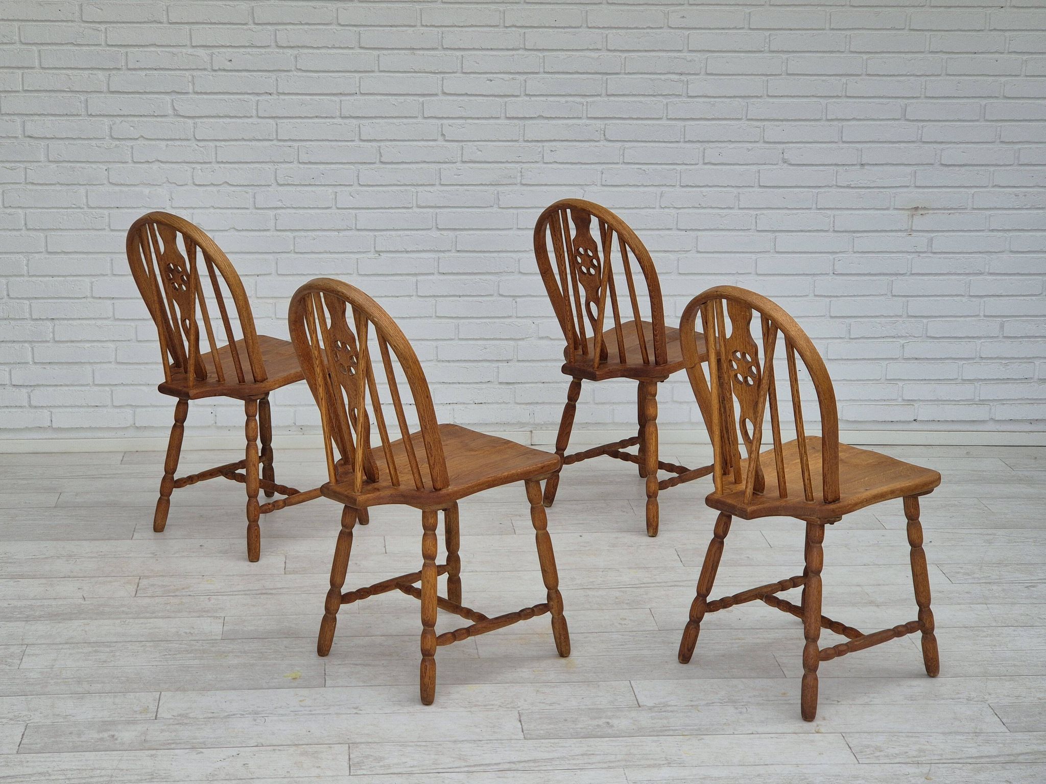 1960s, set of 4 scandinavian dining chairs in solid oak wood, original good condition.